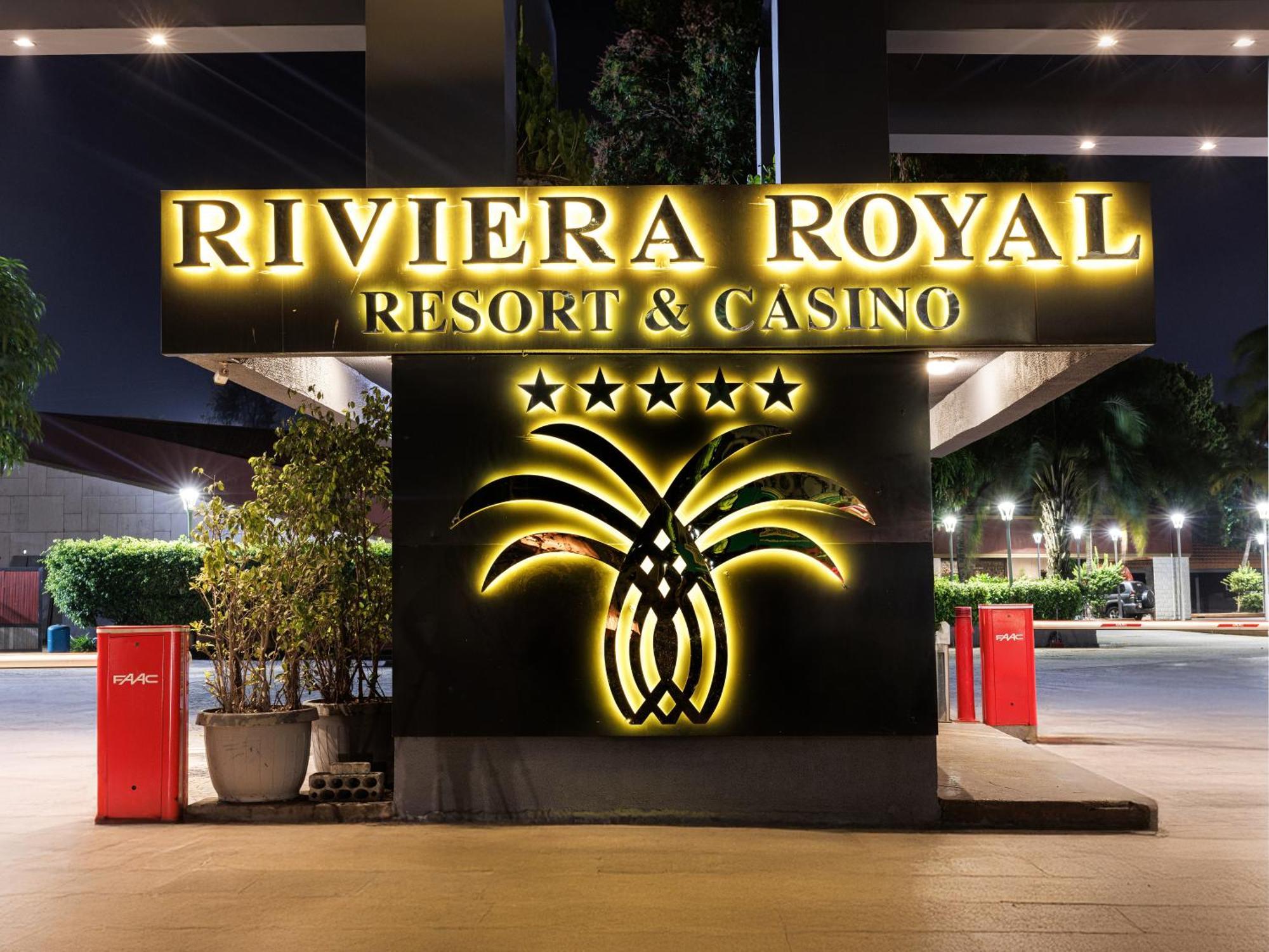 Riviera Royal Hotel โคนาครี ภายนอก รูปภาพ